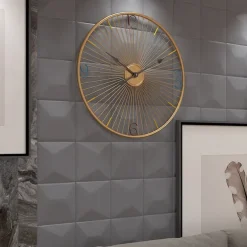 Wall Clock Art Clock Nordic Wall Clock Living Room Silent Clock Round Iron Clock Used for Home Wall Decor Battery Powered Black Gold Black Silent Office Wall Clock 50cm