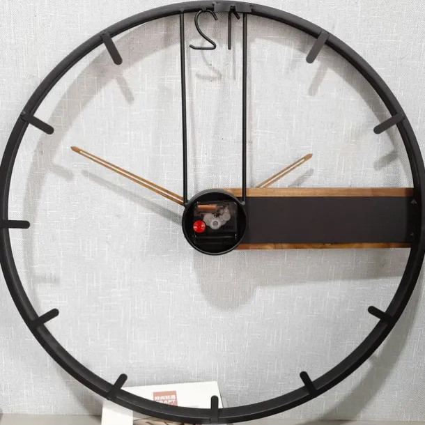 Wall Clock Metal Walnut Pointer Retro Simple Creative Light Luxury Nordic Wall Clock Home Kitchen Office Classroom School 53 60 cm