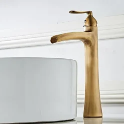 Waterfall Bathroom Faucet, Rustic Nickel Single Handle One Hole Brass Waterfall Bathroom Sink Faucet with Hot and Cold Water