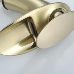 Waterfall Bathroom Sink Mixer Faucet, Mono Wash Basin Single Handle Basin Taps with Hot and Cold Hose Monobloc Vessel Water Brass Tap Deck Mounted