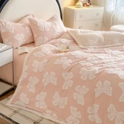 Winter Thickened Blanket Ultra-Soft and Warm Fleece Perfect for Cold Weather Cozy and Comfortable for Bed, Couch, or Lounge Ideal for Winter Home Decor