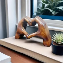 Wood Grain Love Hand Ornament, Resin Statue Art Craft, For Bookshelf Home Living Room Office Cabinet Decor, Room Tabletop Entryway Decor, Mother's Day New Year Easter Party Decor